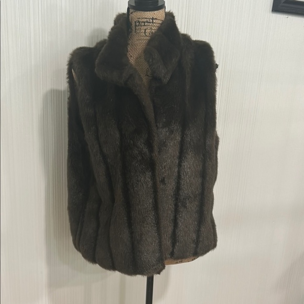 Valerie Stevens Dark Brown Faux Fur Vest